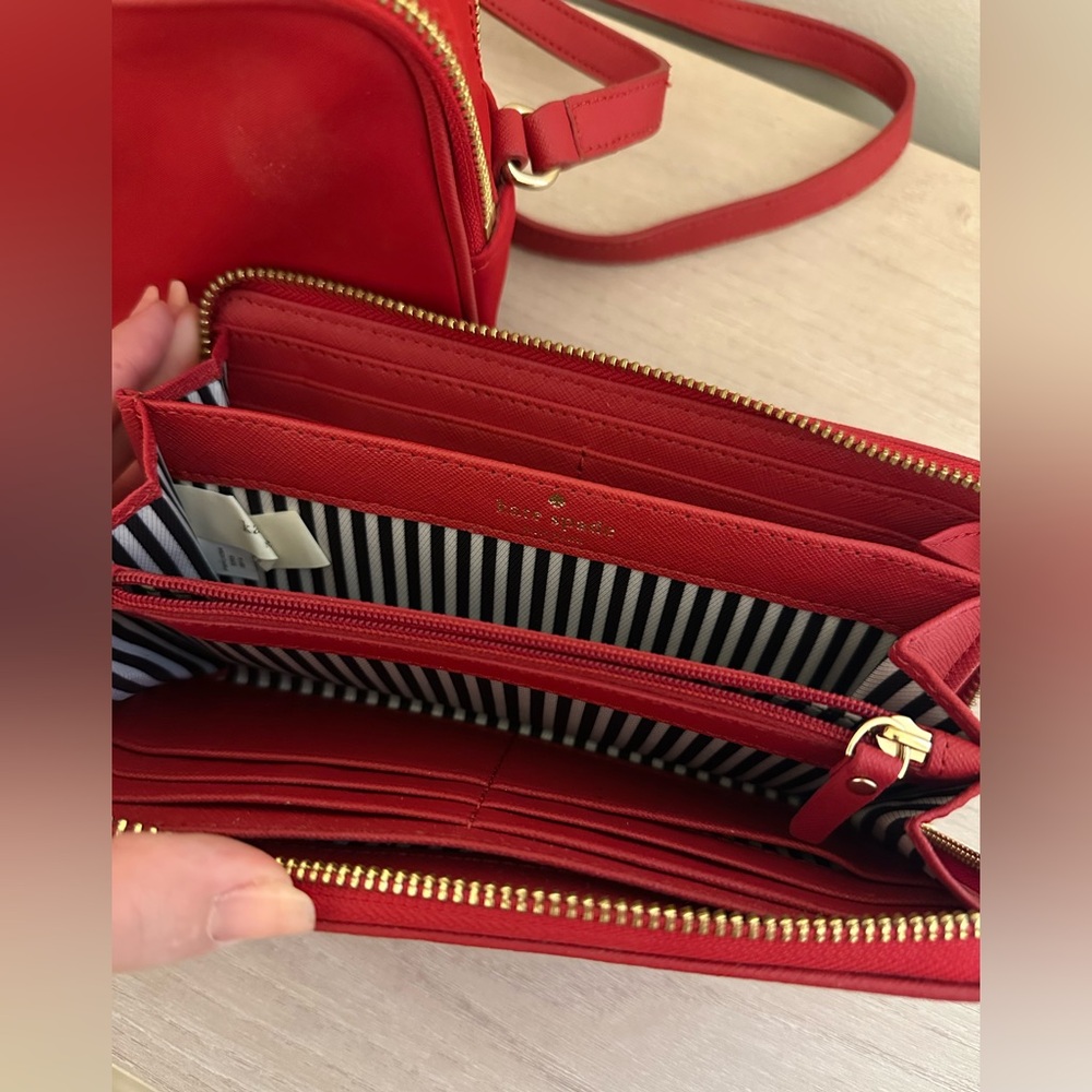 Kate Spade Crossbody & Wallet - Picture 4 of 8